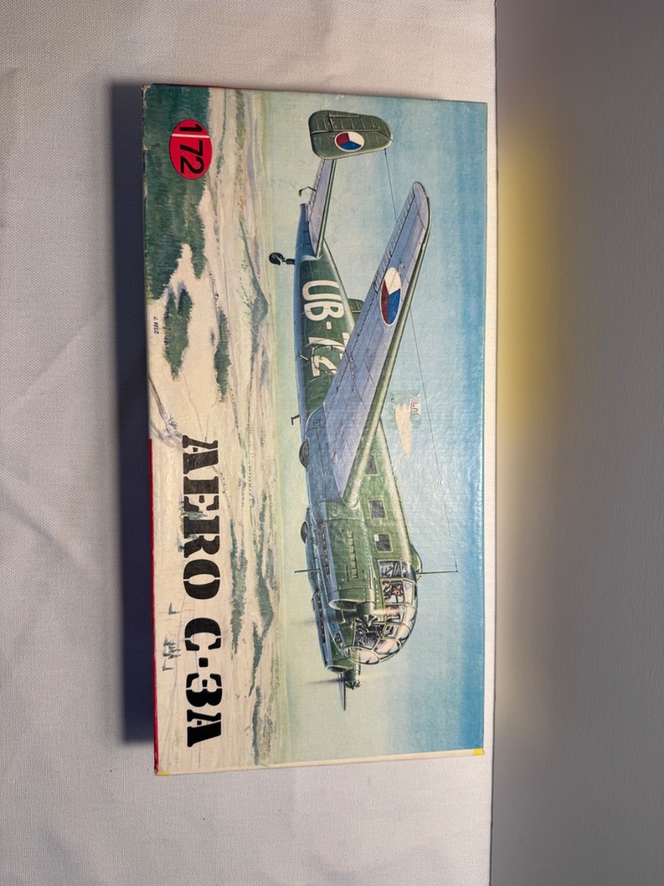 Vintage 1976 KP 1/72 Scale Siebel Si 204 Aero C-3A Model Airplane Kit #9 New!