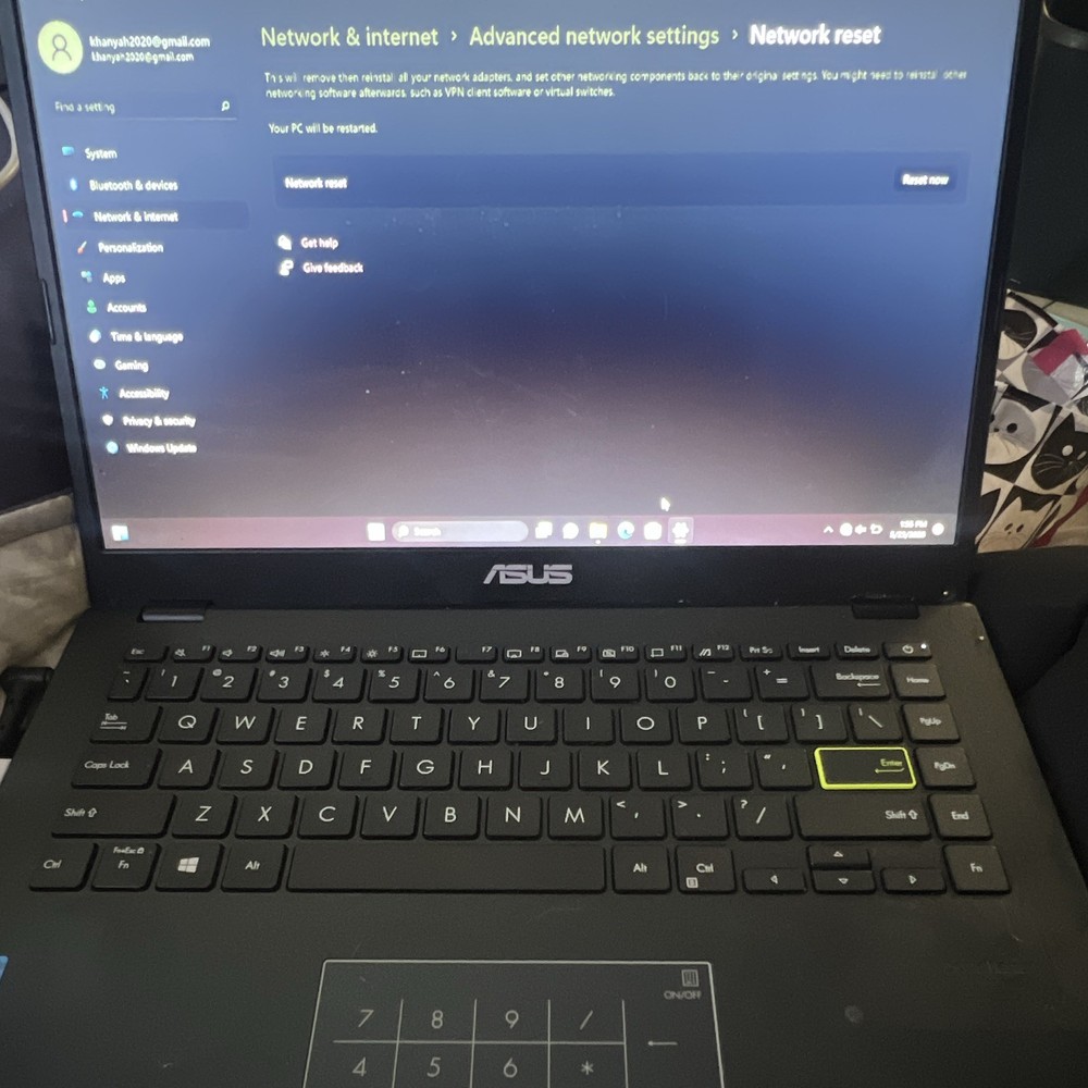 ASUS 15.6in Notebook Laptop Intel Celeron Windows 11 Integrated Graphics Black