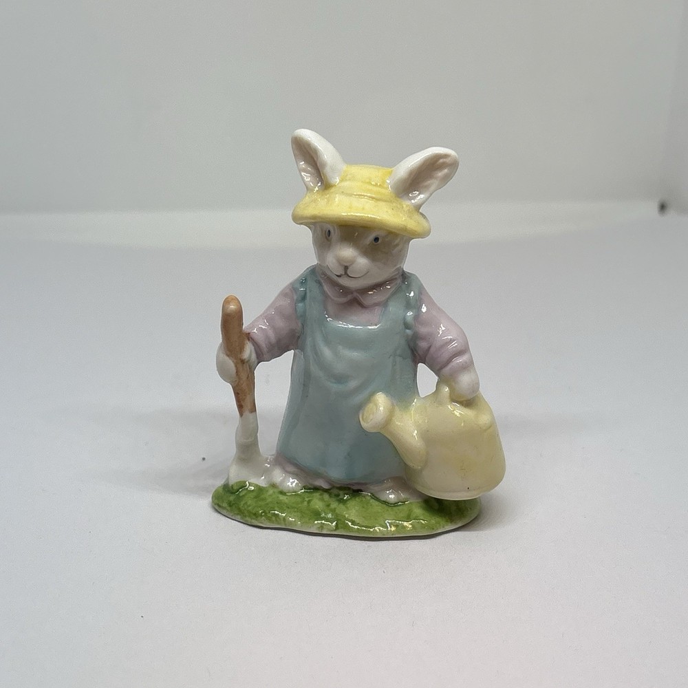 VINTAGE EASTER 'Hopalong Hollow' Hand-painted Ceramic Figurine- Bunny Gardener!