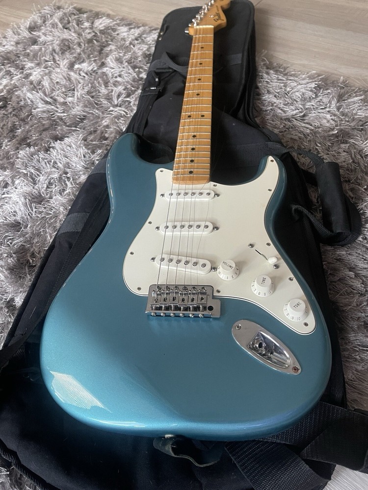 Fender Stratocaster -2009 Electric Guitar - Tidepool