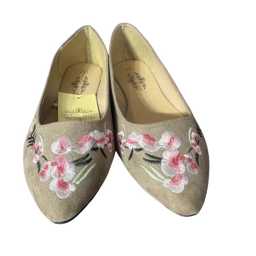 Charles Albert Embroidered Floral Pointed Toe Flats Beige – NWT