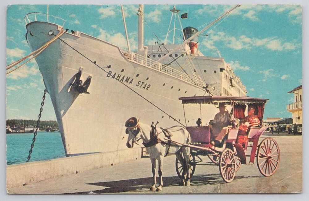 Bahama Star Cruise Ship Nassau Bahamas Horse Carriage Vintage Postcard 1960s