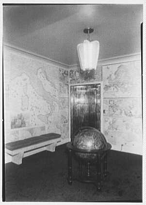 Photo:I.E. Verrando, residence at 290 Park Ave., New York City. Foyer II