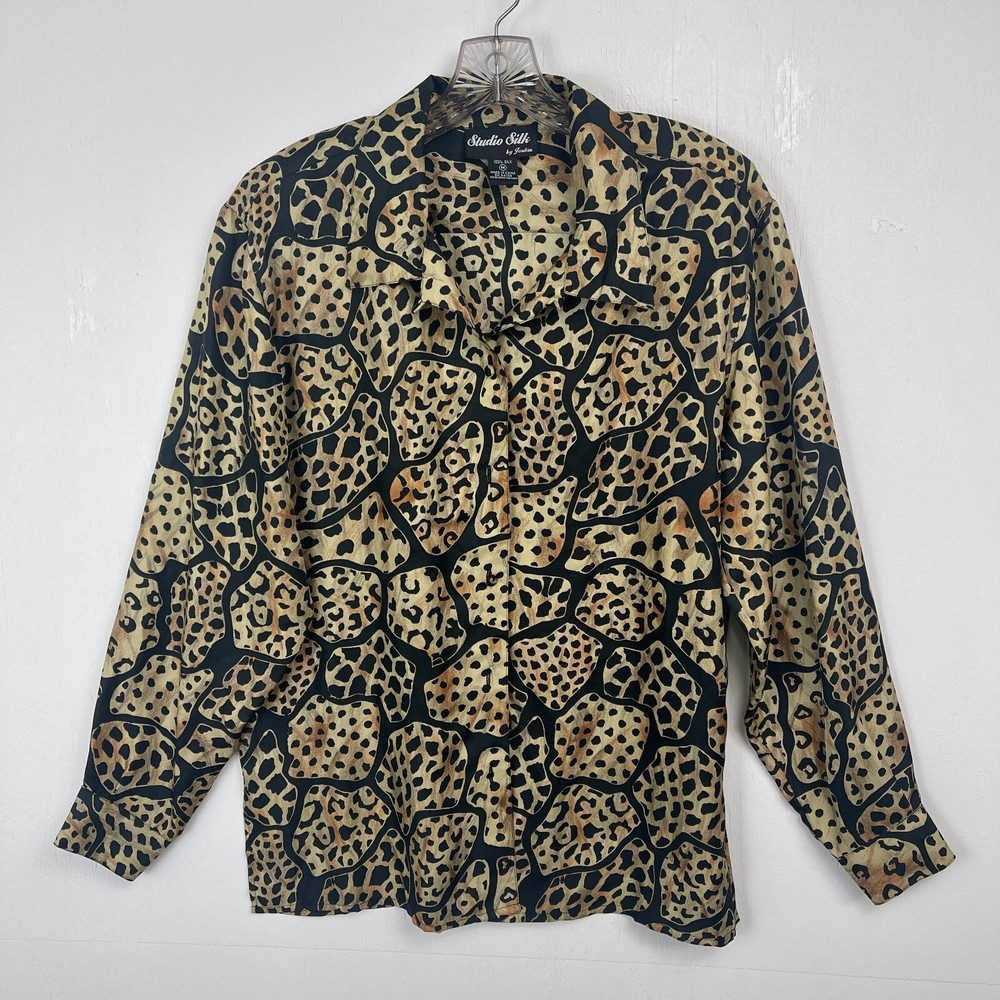 Studio Silk by Jordan Vintage 100% Silk Blouse Button Animal Print Size Medium