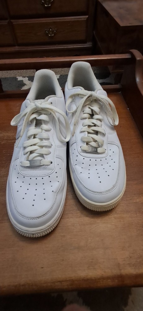 Men's White Nike Air Force 1 Size 11