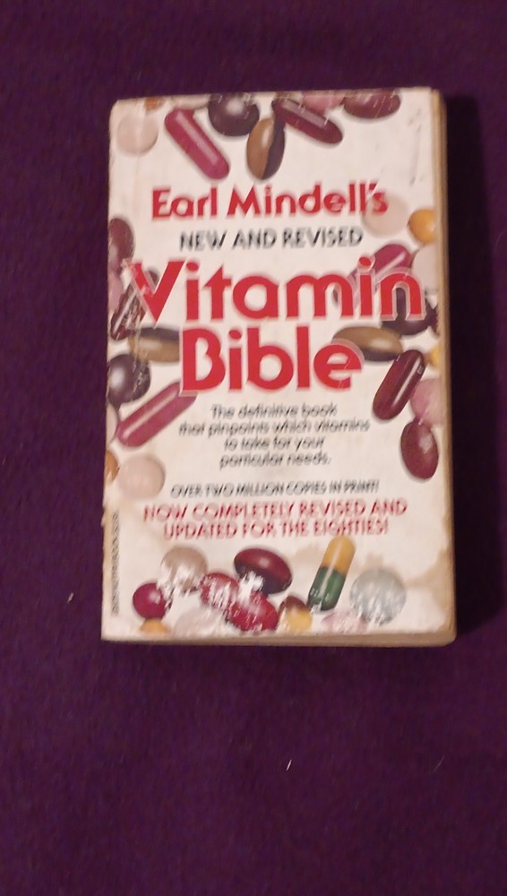 Earl Mindell's New and Revised Vitamin Bible Paperback Warner Books 1985 Health