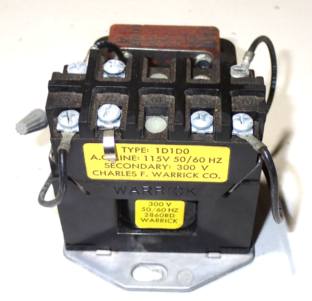 WARRICK CONTROLS GEMS 1D1D0 CONTROL RELAY SEC 300V AC LINE 115V 50/60HZ NEW