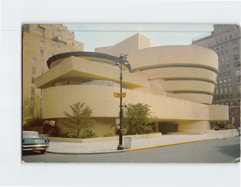 Postcard Solomon R. Guggenheim Museum New York City New York USA