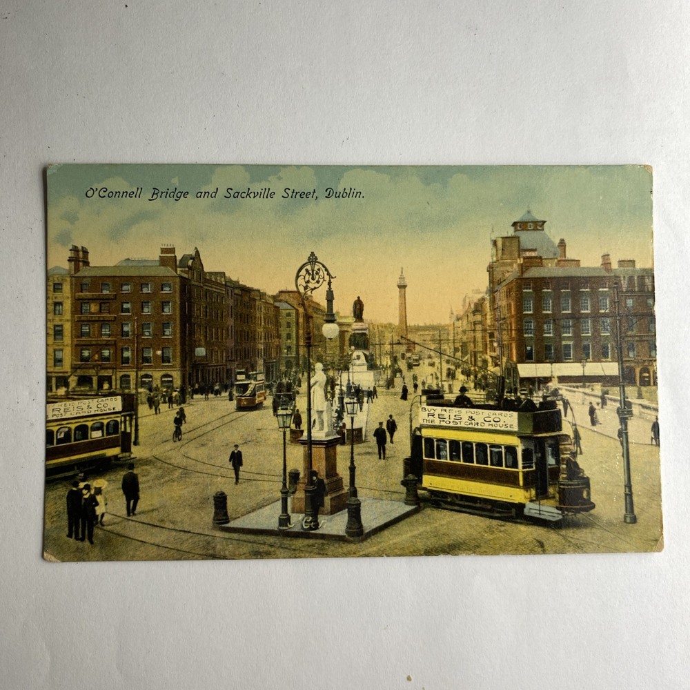 Post Card O’Connell Bridge & Sackville Street Dublin Ireland Unposted DB