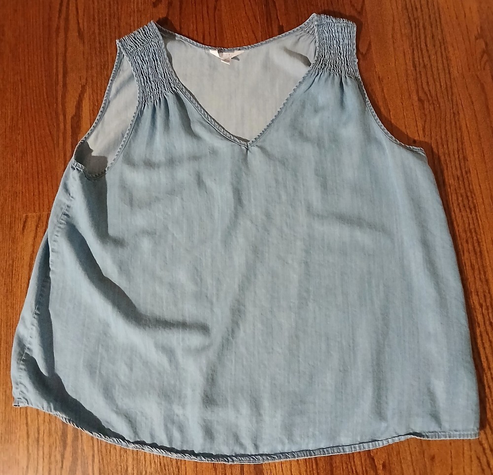 Time and Tru Women's Woven Sleeveless Tank Top Lyocell Medium Wash XL  Beachy