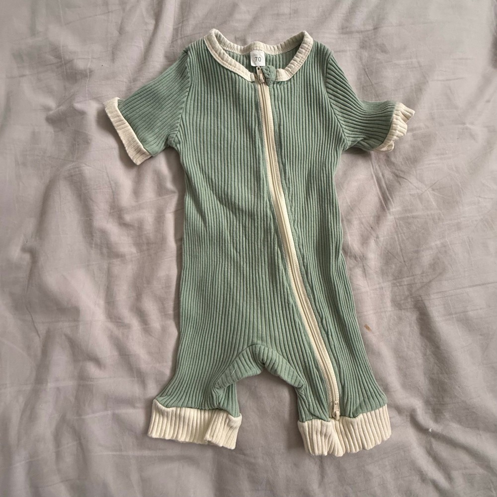 Green Ribbed Zip Romper One Piece Outfit Baby Boy Girl Gender Neutral 3-6 Months