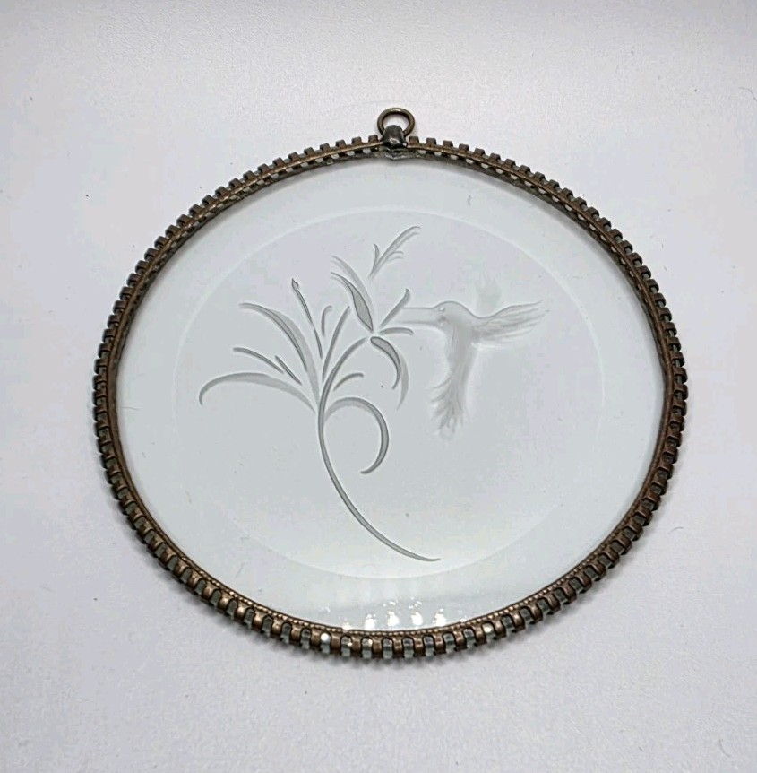 VINTAGE  ETCHED  BEVELED  GLASS  Hummingbird Sun Catcher Metal Frame 4
