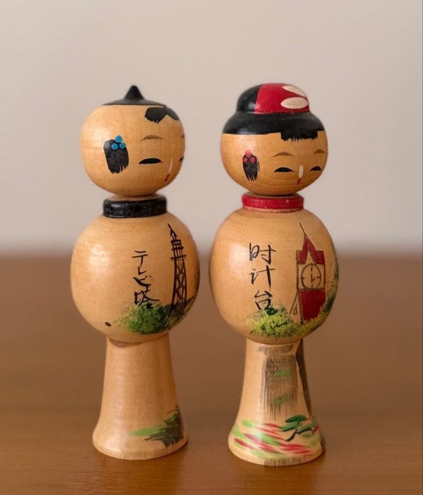 Kokeshi Vintage Pair Set Retro Showa Hand-Painted 10.5cm Collectible Decor