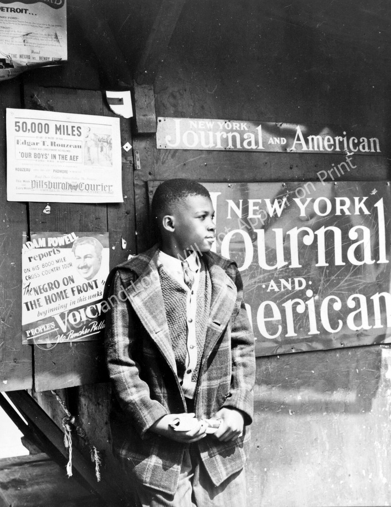 1943 Harlem Newsboy, New York City, NY Vintage Old Photo 8.5