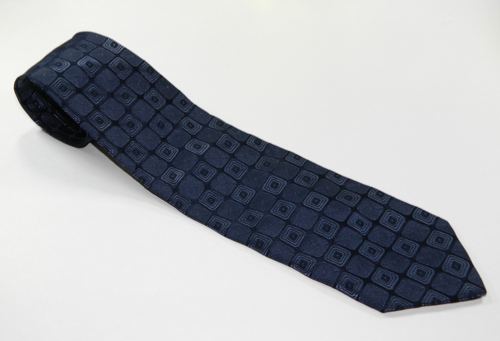 Men's BARNEY'S NEW YORK Silk NECKTIE Tie MADE IN ITALY BARNEYS OP CUBISM BLUE