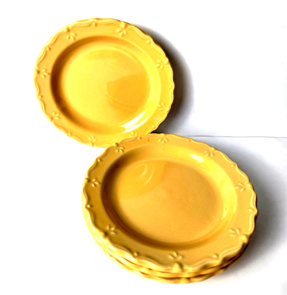 Home Trends Bellcrest Yellow Salad Plate Scalloped Edge Stoneware 8