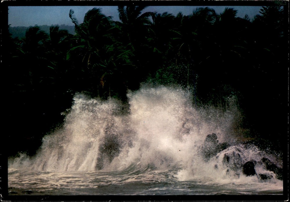 Keanae, Maui Shoreline with Diamond Crest, 1979 Postcard