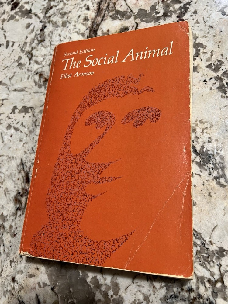 Vtg 1976 The Social Animal by Aronson Second Edition Psychology Textbook Book