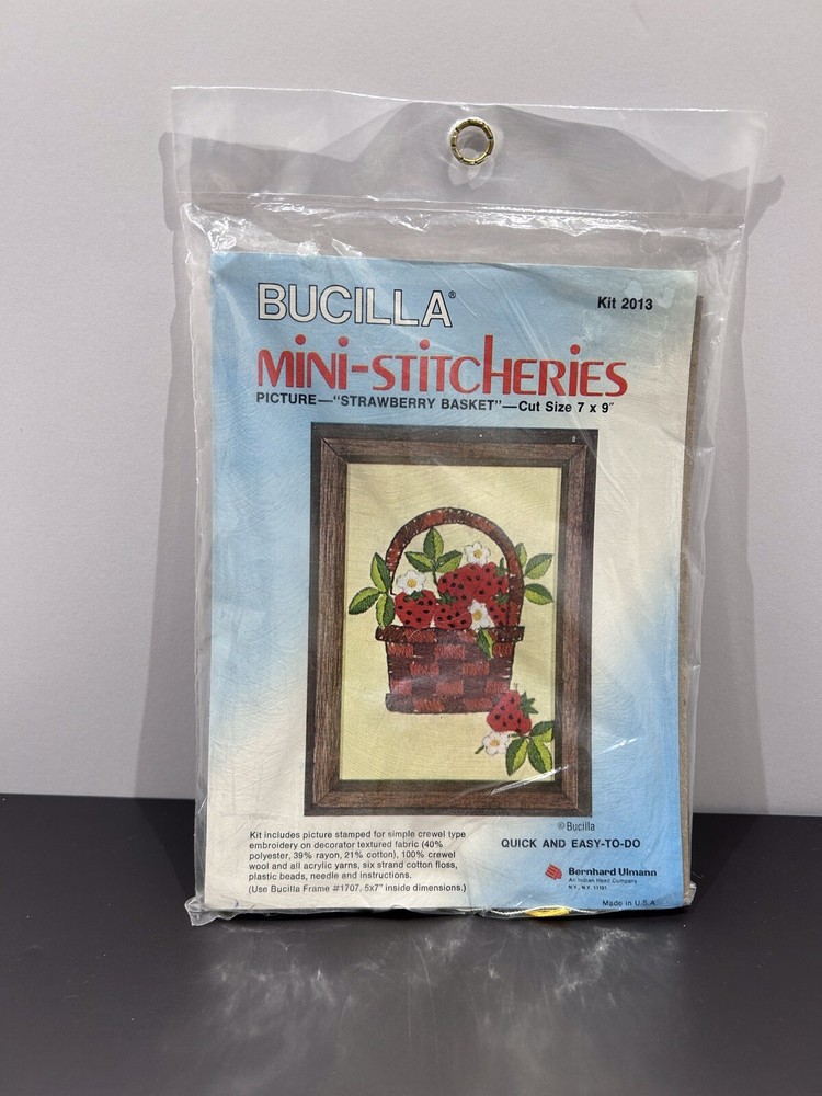 Bucilla Mini-Stitcheries Strawberry Basket KIT 2013 7