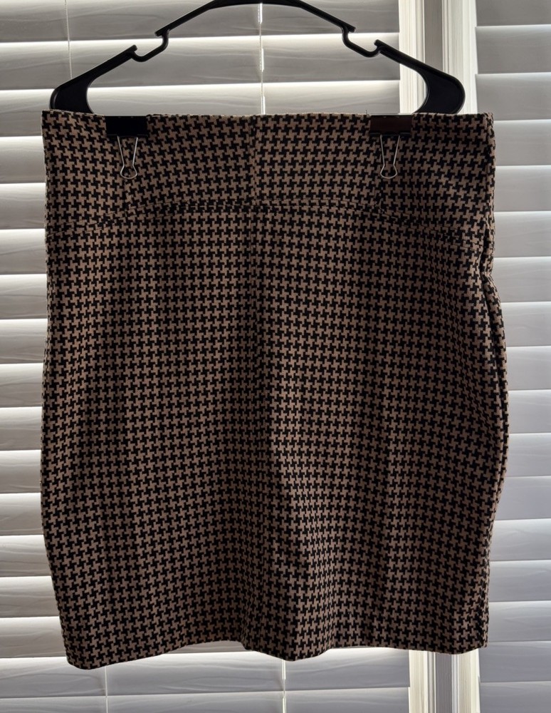 Classic Women’s Houndstooth Mini Skirt Brown/Black! Size 12 🤎🖤