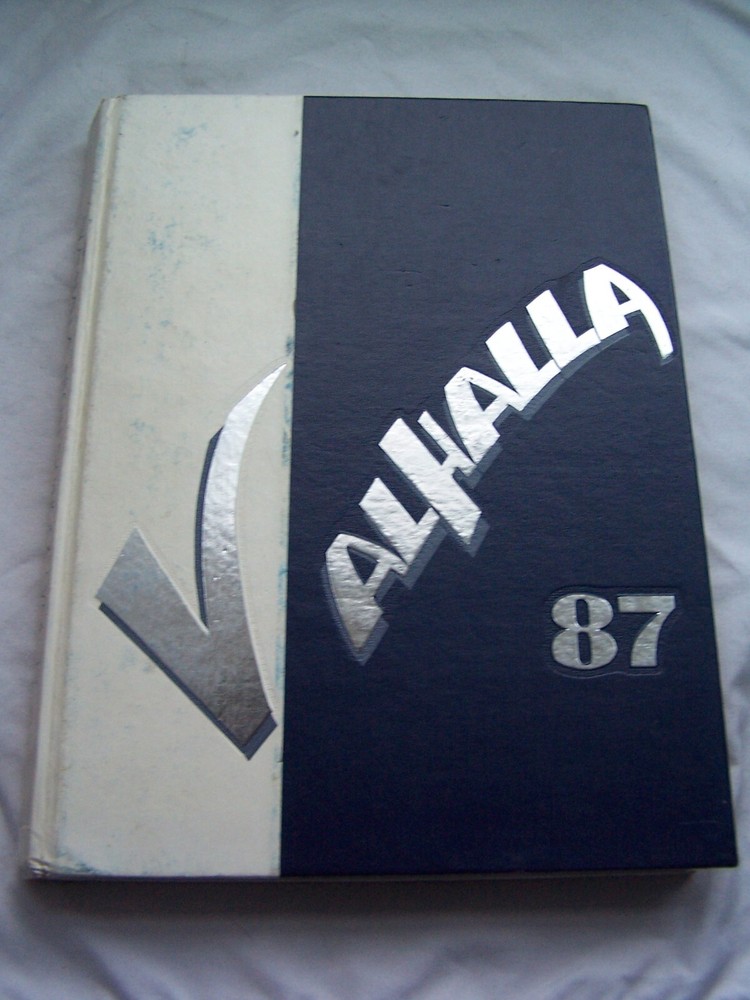 1987 Valhalla High School Yearbook El Cajon, California  Ragnarok