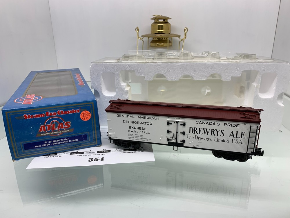 354 Atlas 40' Wood Reefer GARE Canada Pride Drewry's Ale Plastic O Gauge 3 Rail