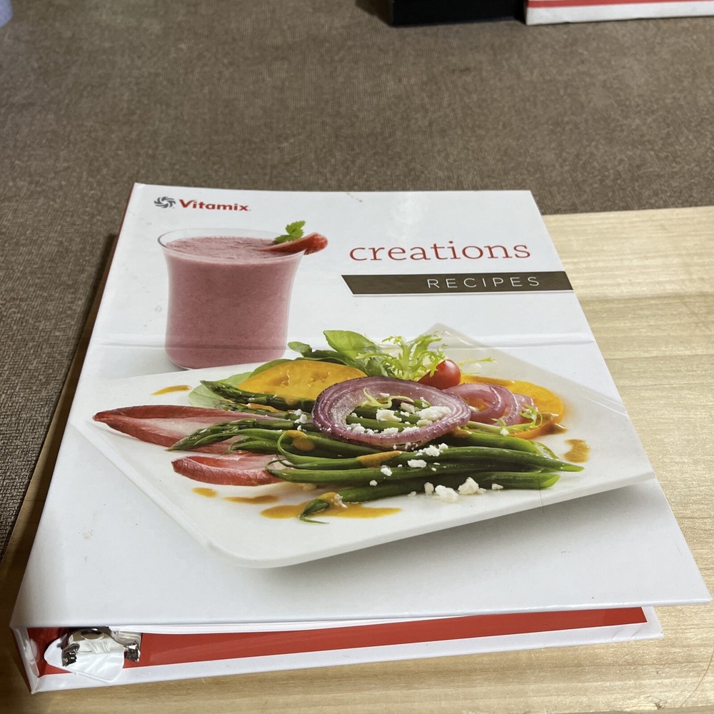 Vitamix Creations Recipe Cookbook 3-Ring Binder Cook Book Guide 2012