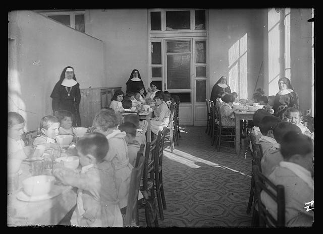 Photo:Italy 1917-1920 American Red Cross Children Dining Nuns Refectory