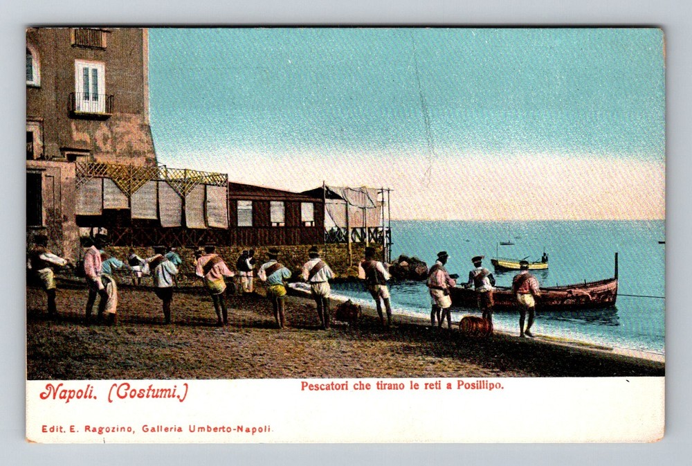 Italy- Naples Fishermen Pulling In Their Nets Old Post Card PC Vintage Postcard