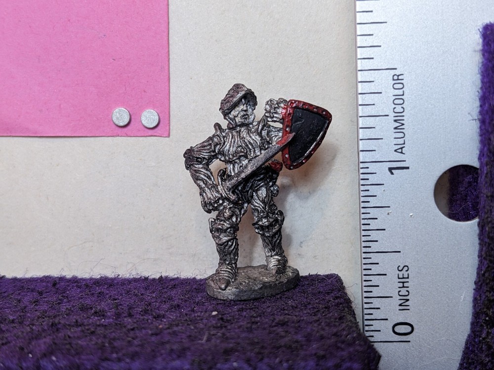 TSR 5702 (a) Cavalier Miniature Fantasy Metal