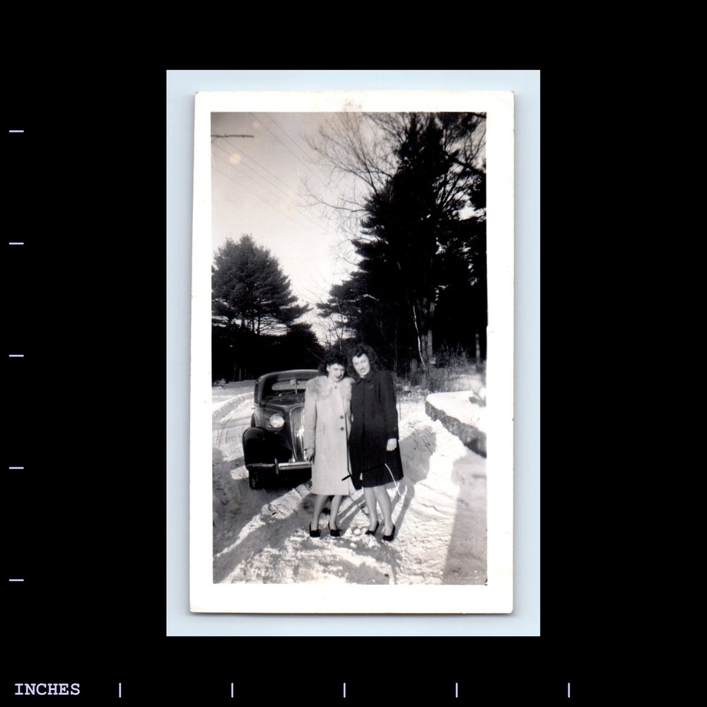 Vintage Photo WOMEN BY CLASSIC CAR LONG SHADOW SNOW WINTER SCENE
