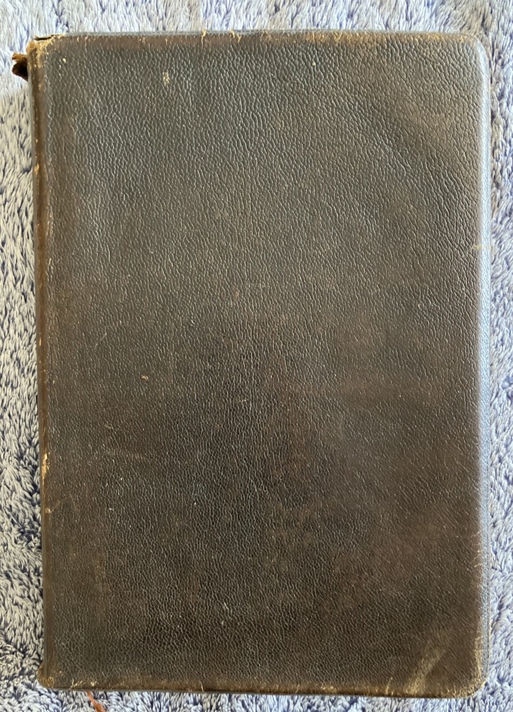 Vintage Oxford Press Self-Pronouncing Holy Bible. Black Leather. KJV  Gold Gilt