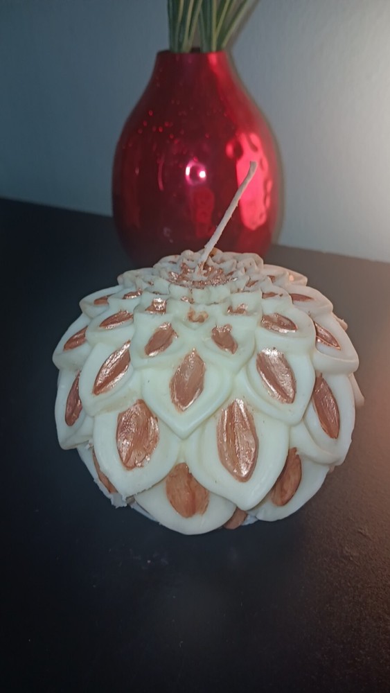 Lotus Flower Scented Candle for Relaxation & Ambiance  