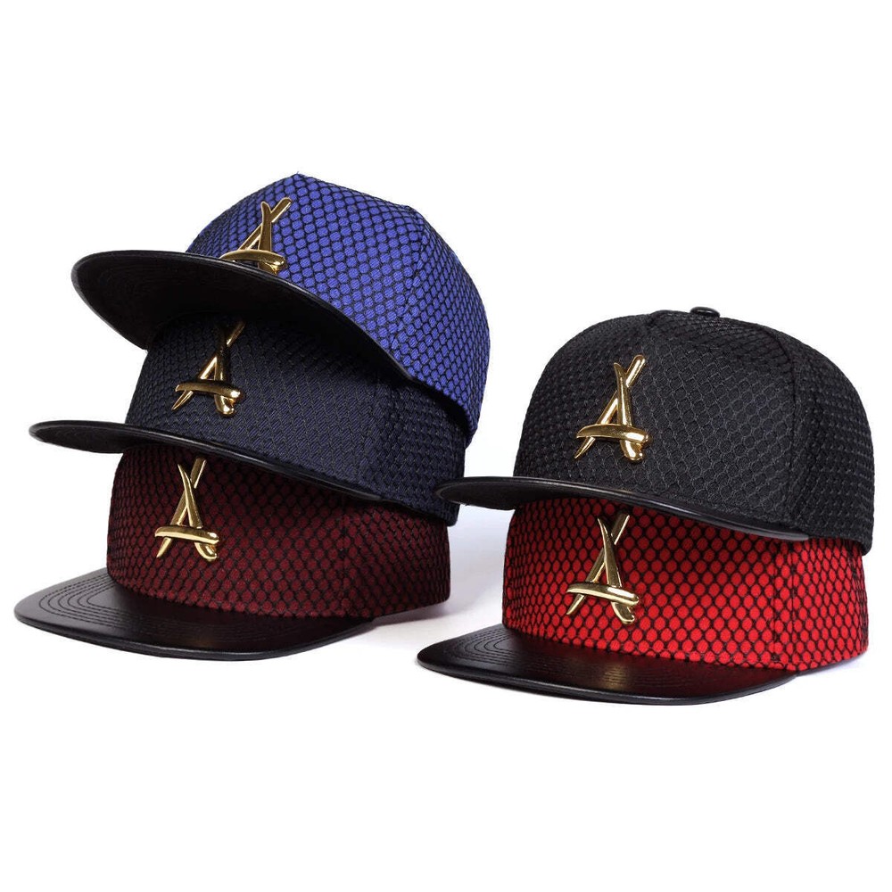 Unisex Adjustable Metal Triangle Mesh Hip Hop Baseball Cap for Outdoor Casual Wear