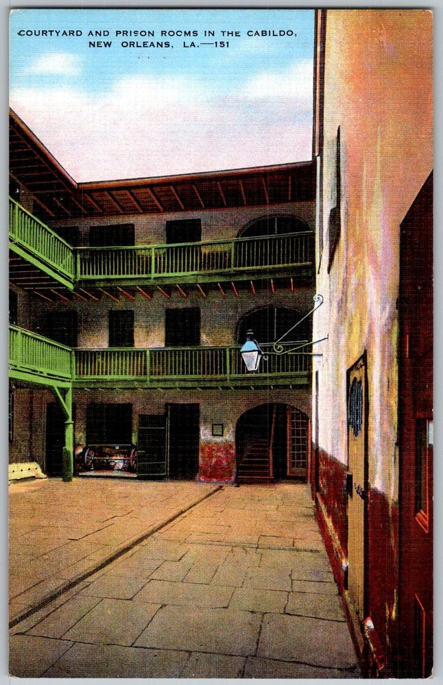 Vtg Linen Postcard Cabildo Courtyard Prison New Orleans, LA 1930s