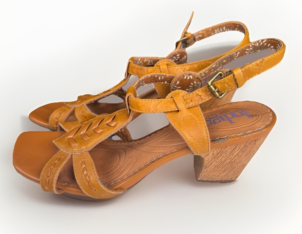 Clarks Indigo Womens Leather Mustard Yellow T-Strap Sandals Size 9M