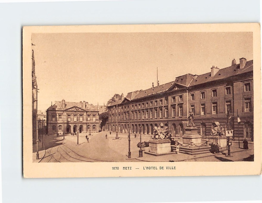 Postcard  L'Hotel De Ville Metz France