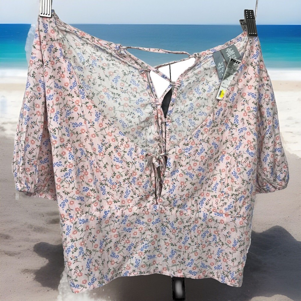 Sky & Sparrow Tillys Pink Floral Crop Top with Puff Sleeves & Lace-Up Back - Medium