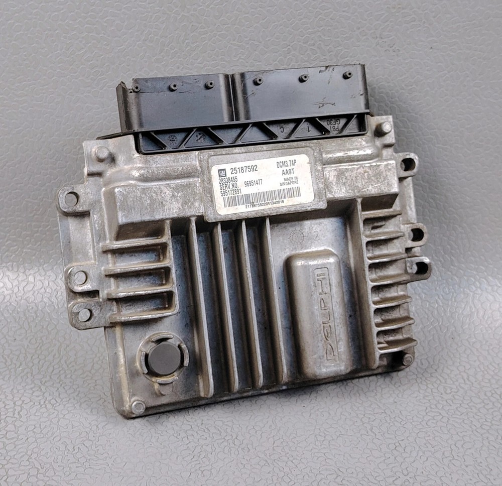 2011 CHEVROLET CAPTIVA ENGINE CONTROL UNIT MODULE ECU ECM 25187592 AA9T 96951477