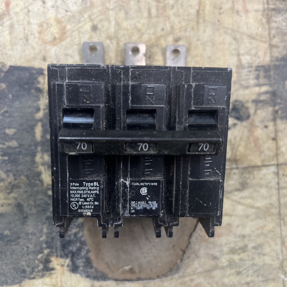Siemens B370 3 Pole 70 A 240 V Circuit Breaker