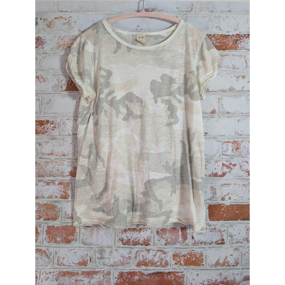 We The Free  People Camo T-Shirt Womens Large Tan Neutral Slub Knit Tee