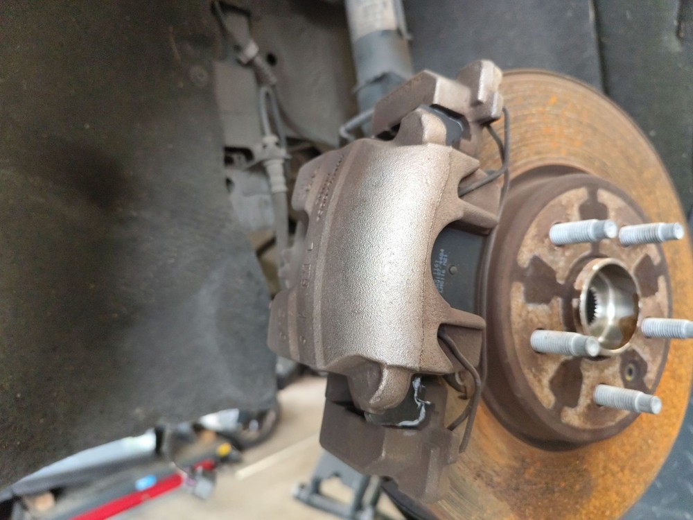 13508995 FRONT LEFT BRAKE CALIPER / 190219 FOR OPEL ASTRA K SPORTS TOURER B16 1.6