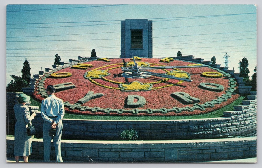 Vintage Ontario Hydro Floral Clock Niagara Falls Canada Plastichrome Postcard