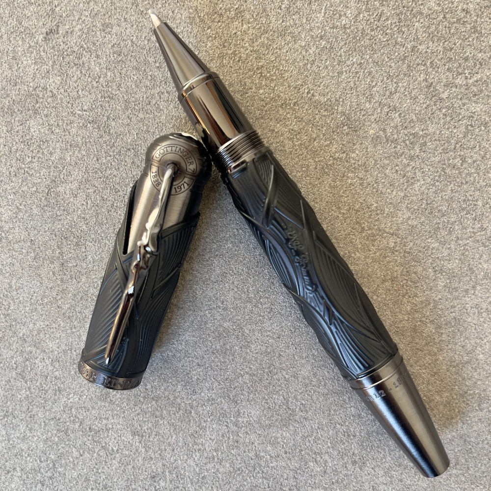 Deluxe Writers Brothers Grimm Series Black-Grey Color 0.7mm Rollerball Pen