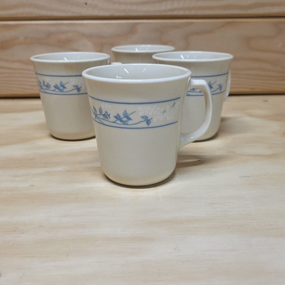 Corning Ware Country Cottage Flower Vine Coffee Mug Set Of 4 Blue And White