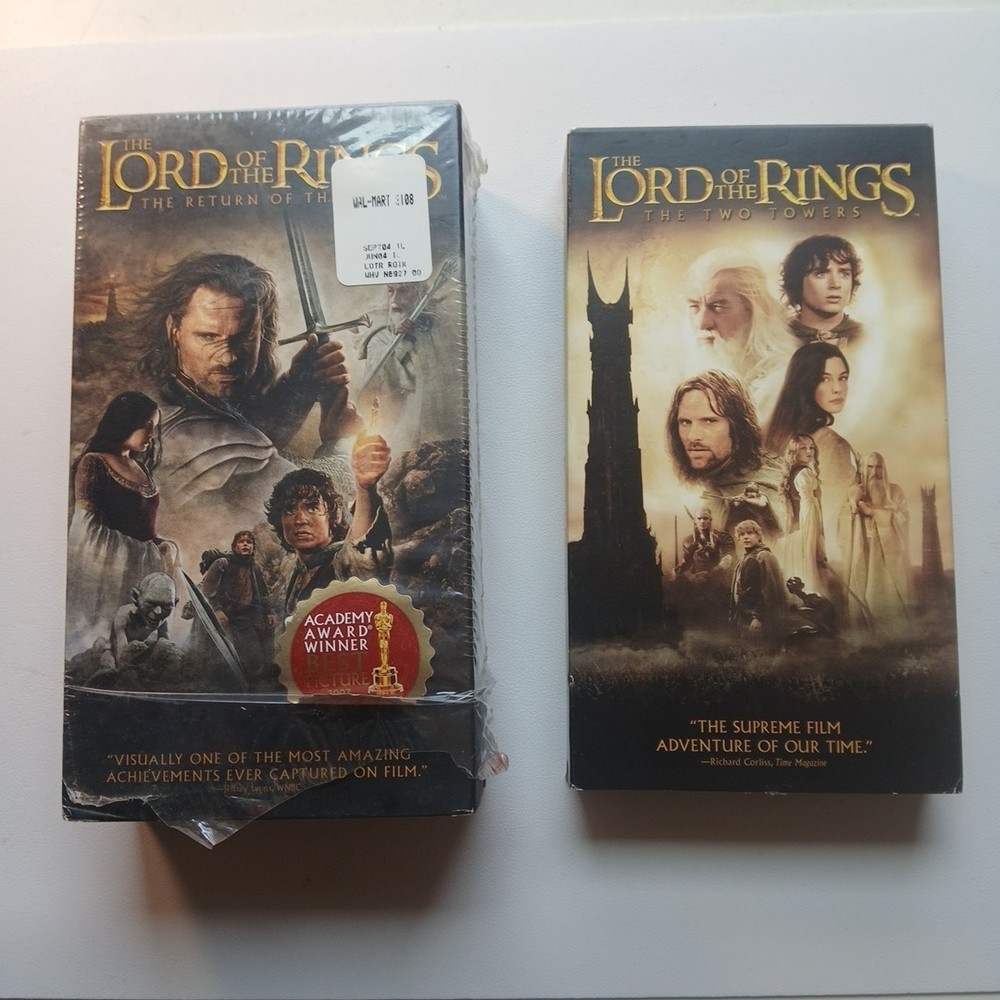 The Lord of the Rings: The Return of the King VHS 2-Tape Set & The Two Towers
