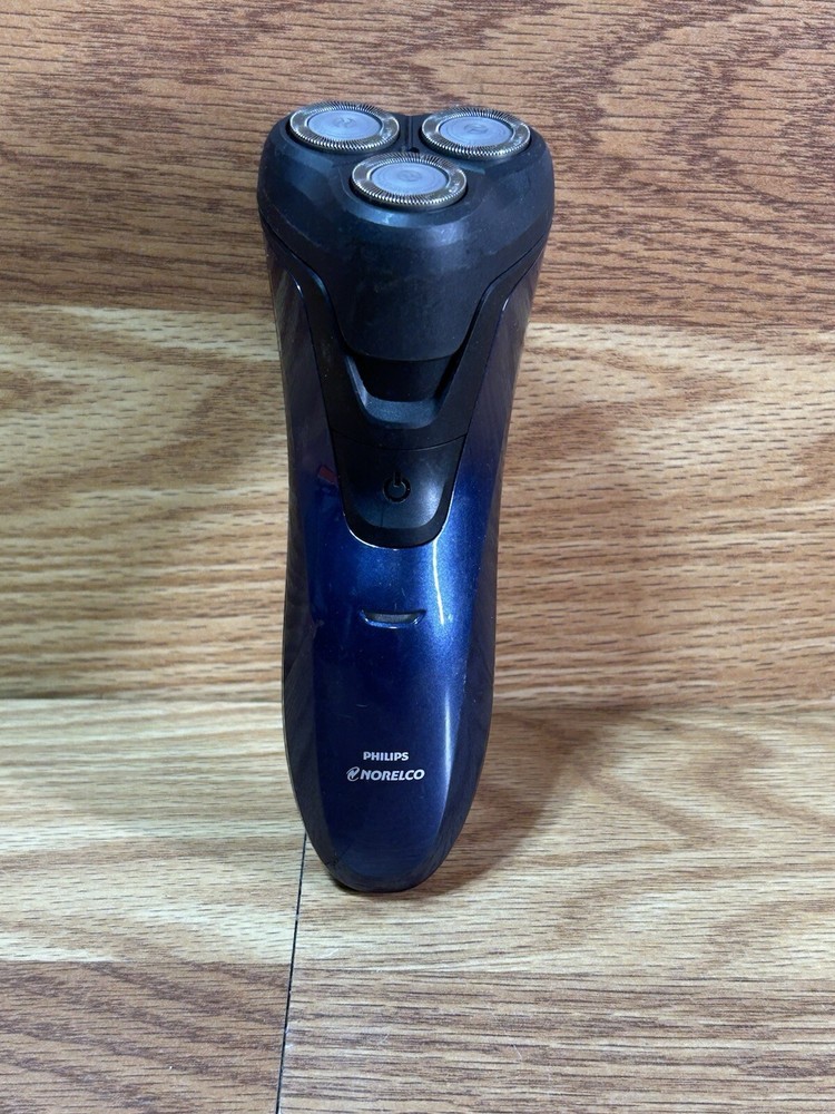 Philips AquaTouch AT620/14 Series 3000 Blue/Black Wet & Dry Electric Shaver