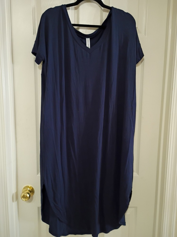 Maxi T-shirt Dress with pockets.  Size M.  New W/O Tags