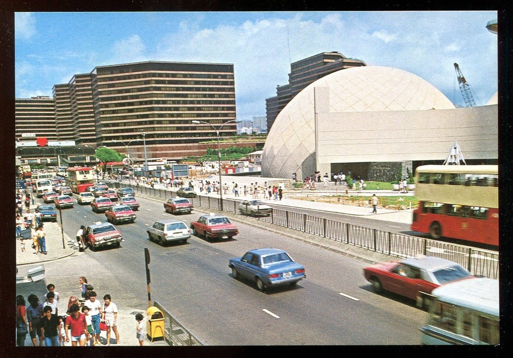 HONG KONG 1980s Picture Postcard. Street View. Cars, Buses. Museum