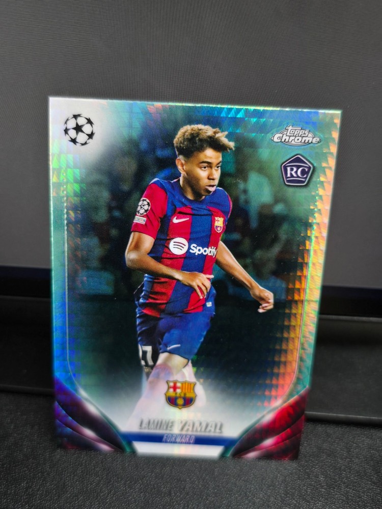 2023-24 Topps Chrome UEFA soccer - Lamine Yamal #64 Aqua Prism Refractor (RC)